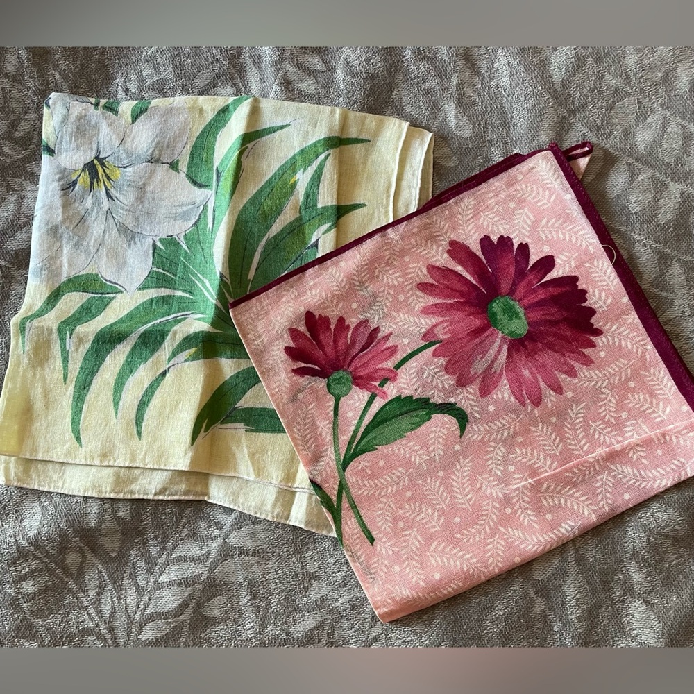 Vintage Floral Print Handkerchief Set